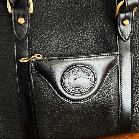 VINTAGE DOONEY AND BOURKE RESTORED BLACK LEATHER COLLECTORS BAG - Picture 3 of 12